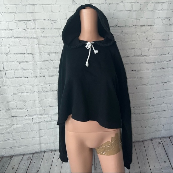 wild fable Tops - Wild Fable Black & White Hoodie size XL